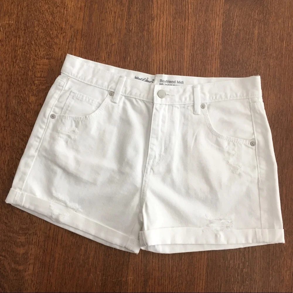 cuffed white